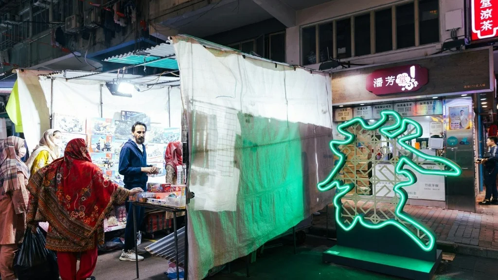 香港尖沙咀諾士佛臺夜生活完全指南:韓式酒吧Pocha、特色清吧街、消費價格與老司機避坑全攻略 - Hong Kong Tsim Sha Tsui Knutsford Terrace Streetscape 實景實拍